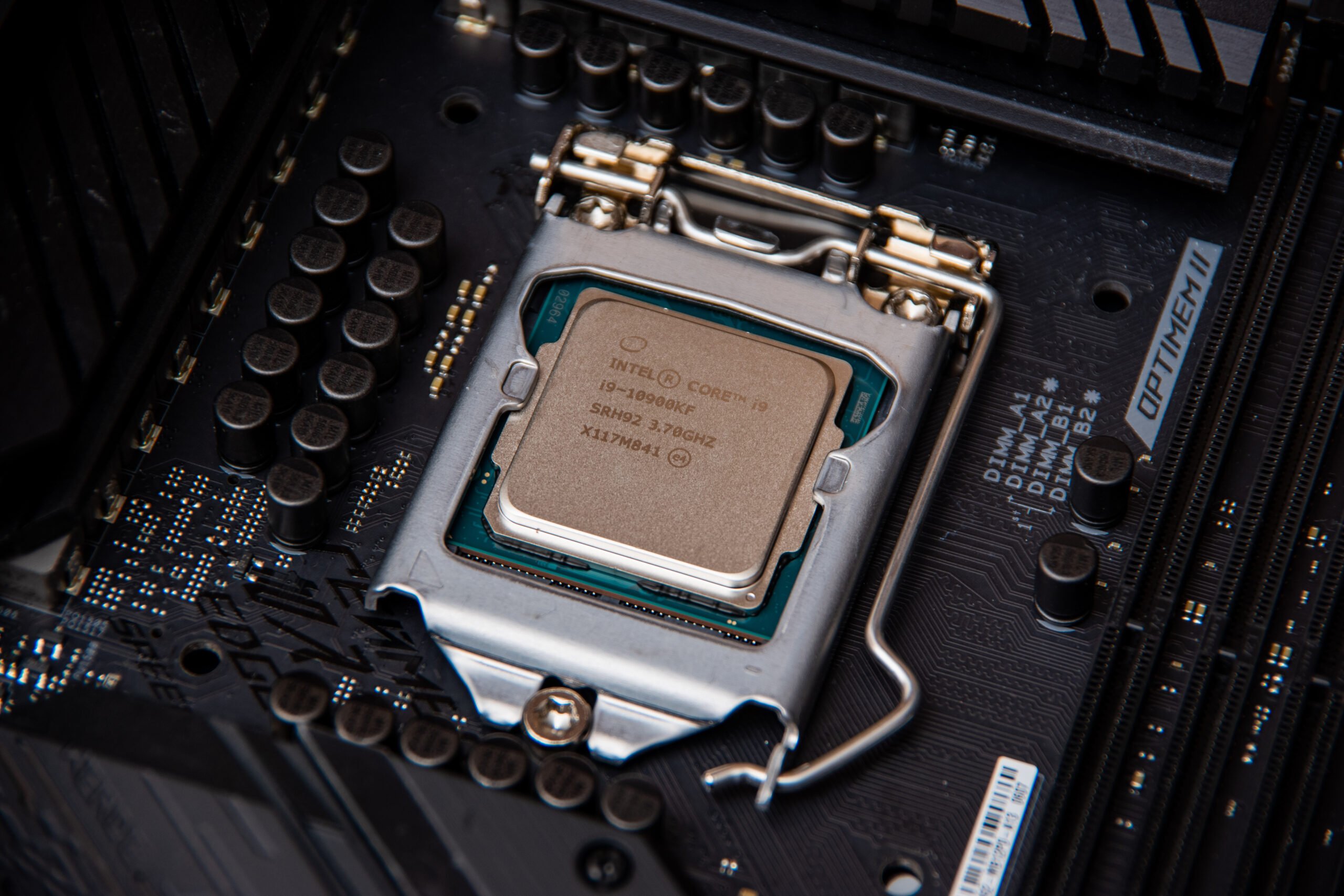 ゲームにも在宅ワークにも対応！デスクトップPC 魅せる高性能デスクトップPC、MSI「Infinite X 8RC-067JP」を試す